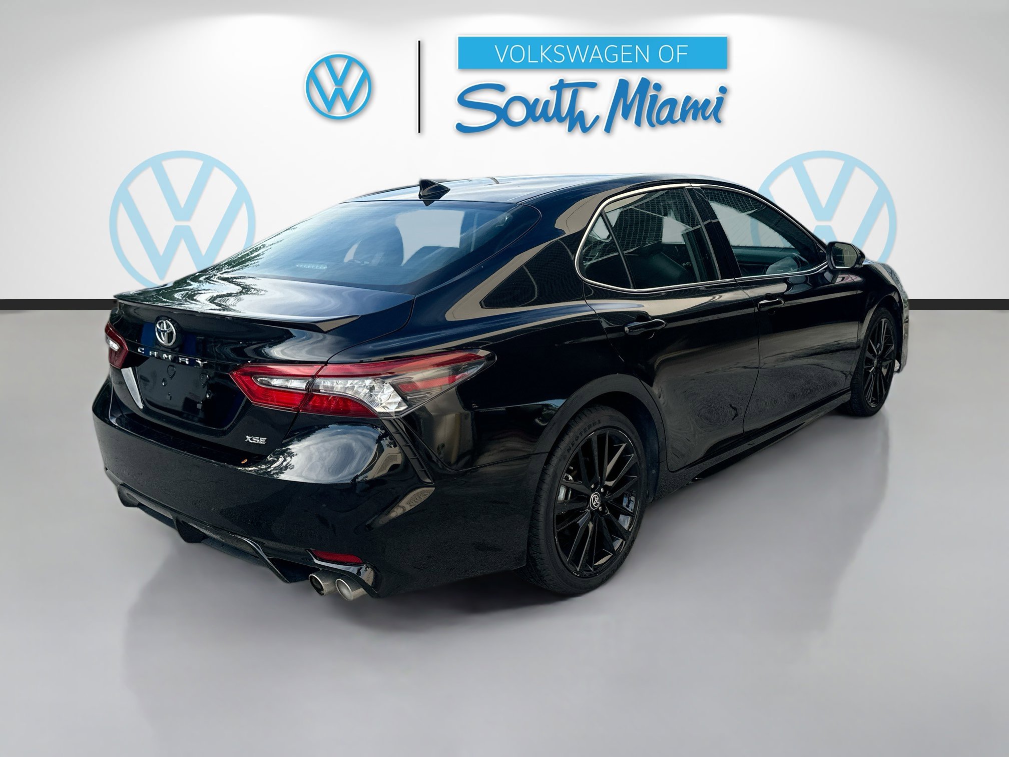 2023 Toyota Camry XSE photo 4