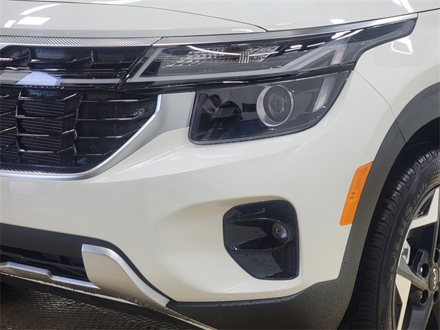 2026 Kia Seltos S photo 8