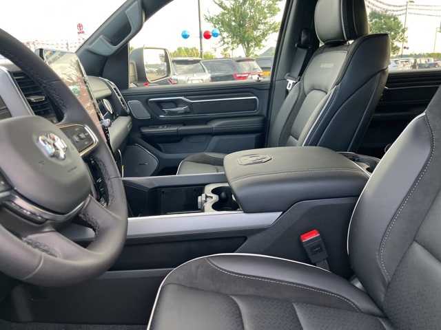 2026 Ram 1500 Laramie photo 4