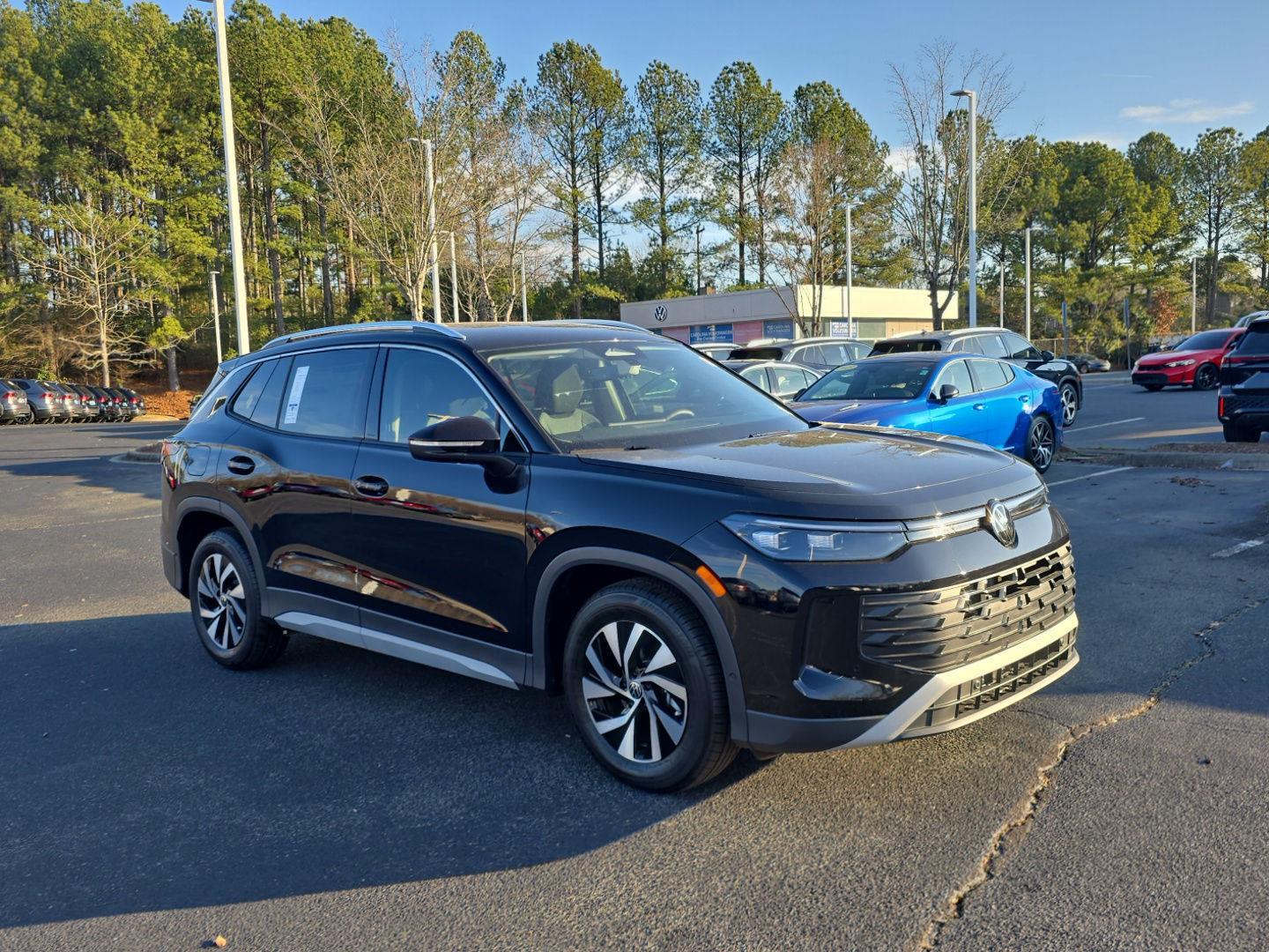 2026 Volkswagen Tiguan S's photo