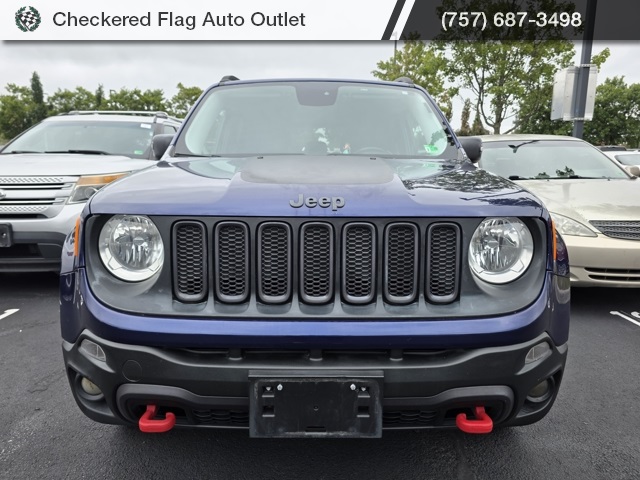 2016 Jeep Renegade Trailhawk photo 2