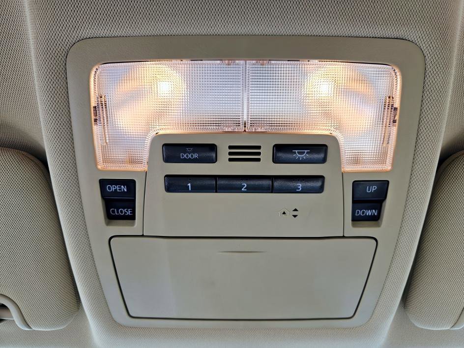 2015 Toyota Highlander XLE photo 19
