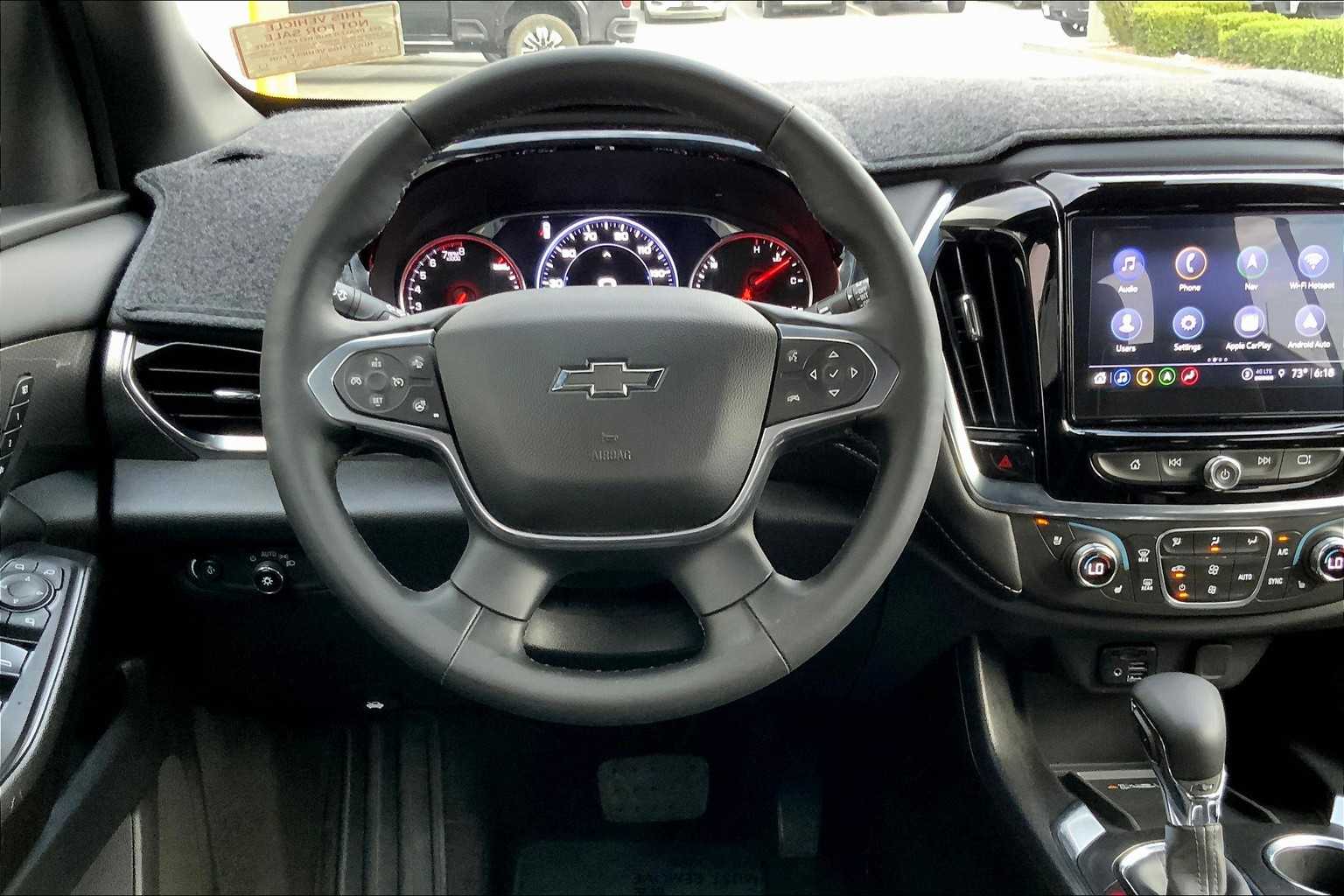 2023 Chevrolet Traverse Premier photo 5