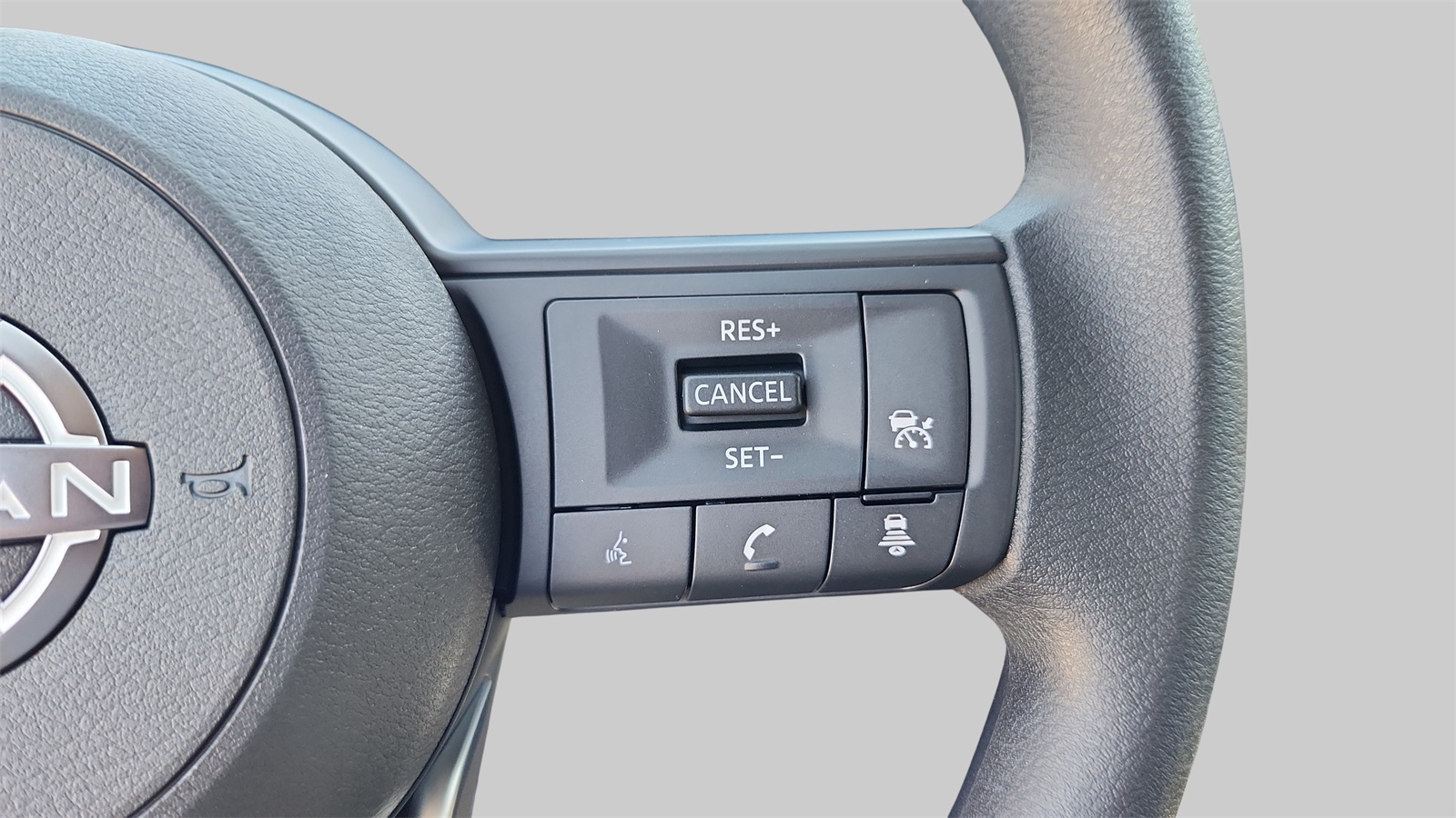 2026 Nissan Kicks SV photo 26