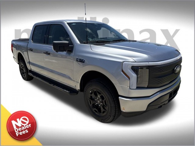 2025 Ford F-150 Lightning XLT's photo