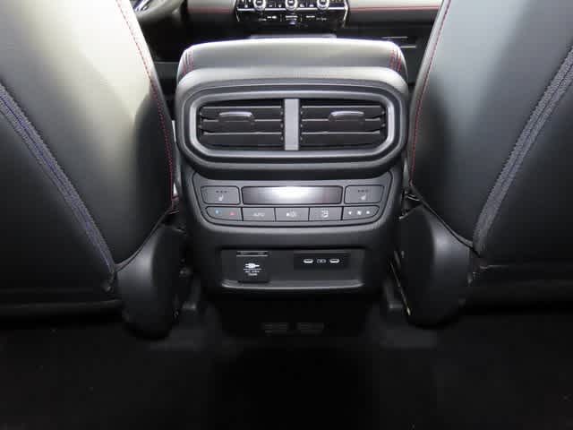 2025 Honda Pilot Black Edition photo 24