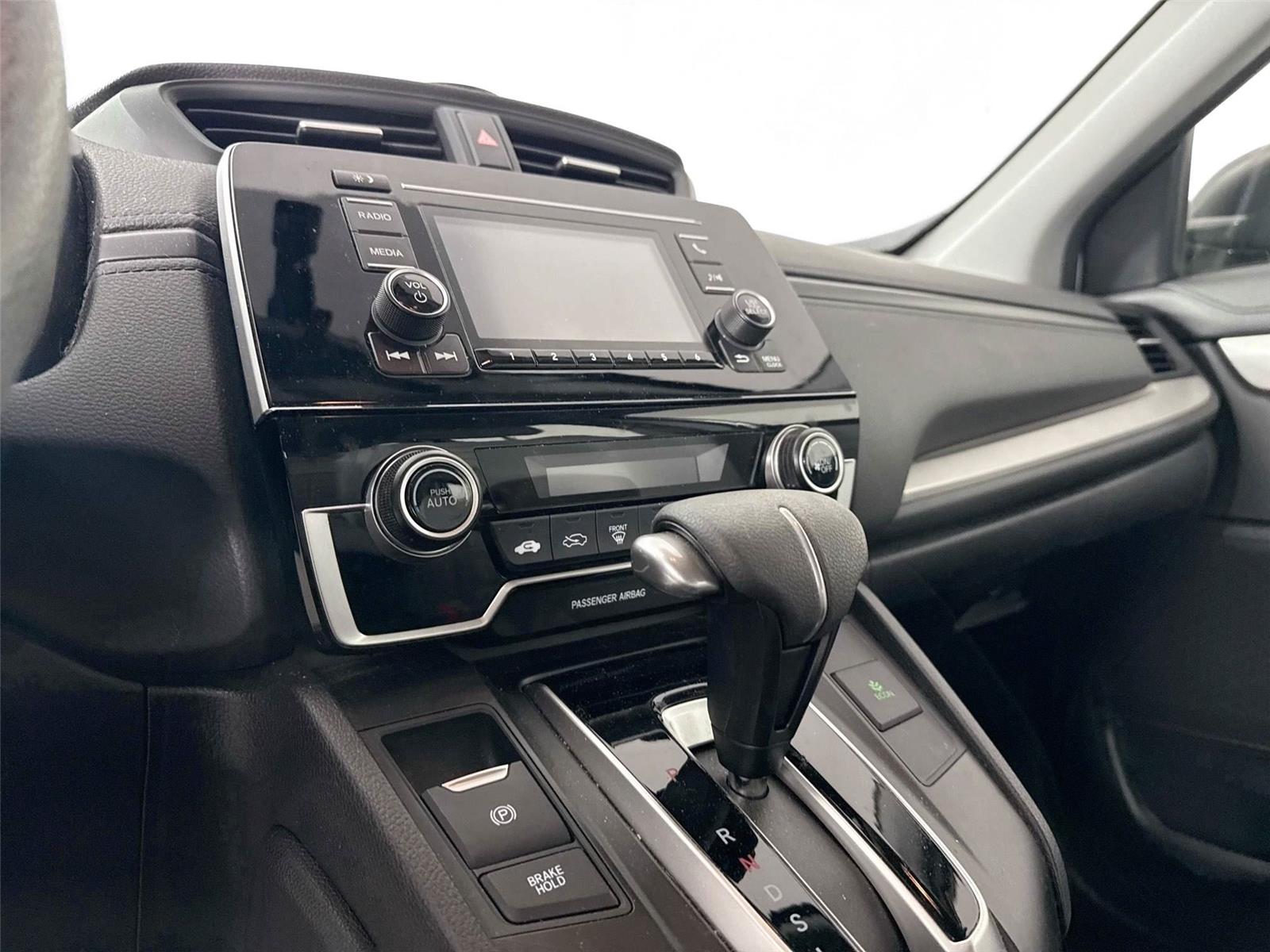 2019 Honda CR-V LX photo 7