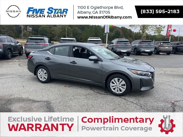 2025 Nissan Sentra S's photo