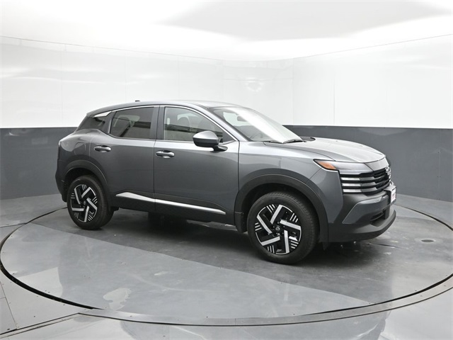 2025 Nissan Kicks SV photo 11