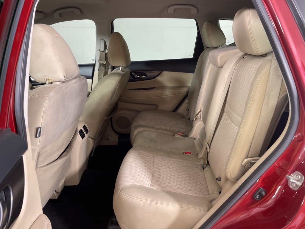 2020 Nissan Rogue SV photo 32