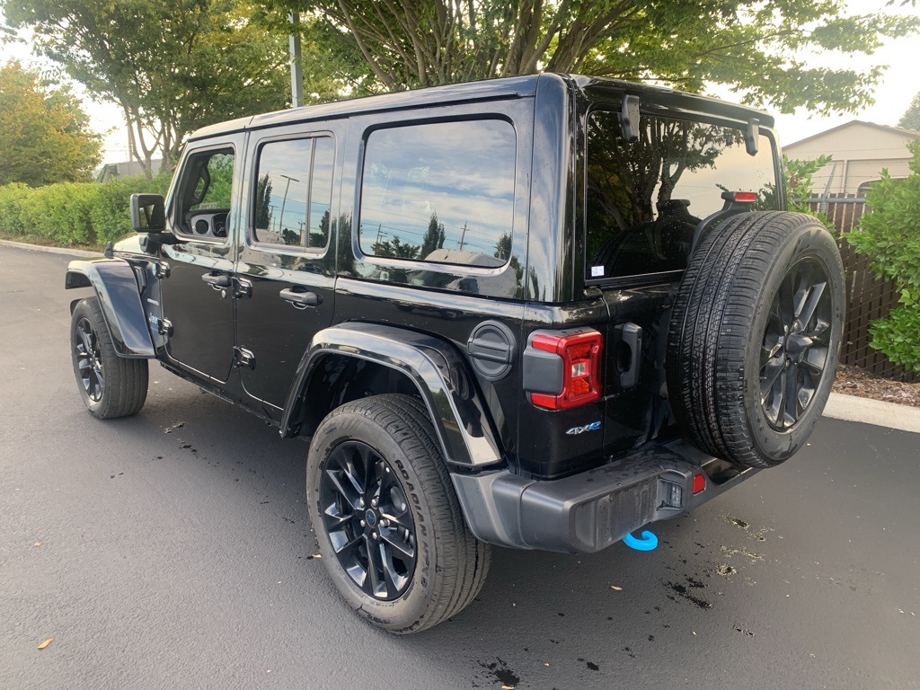 2024 Jeep Wrangler 4xe Sahara photo 2