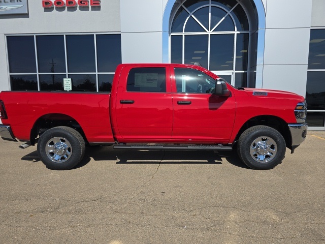 2026 Ram 2500 Tradesman photo 3