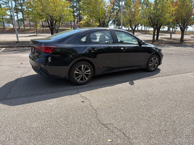 2023 Kia Forte LXS photo 4