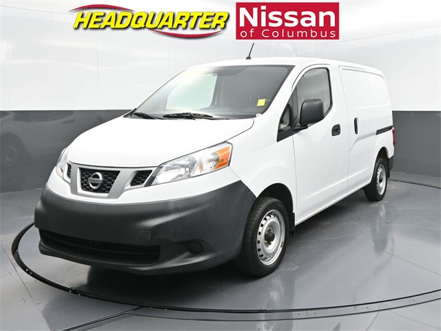 2015 Nissan NV200 S's photo