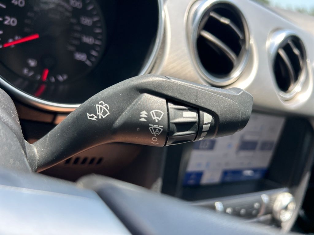 2023 Ford Mustang EcoBoost Premium photo 23