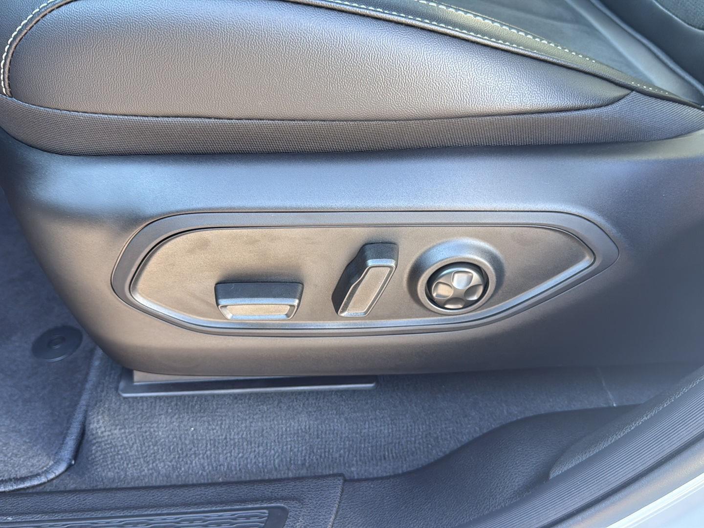 2025 Jeep Grand Cherokee Altitude X photo 9
