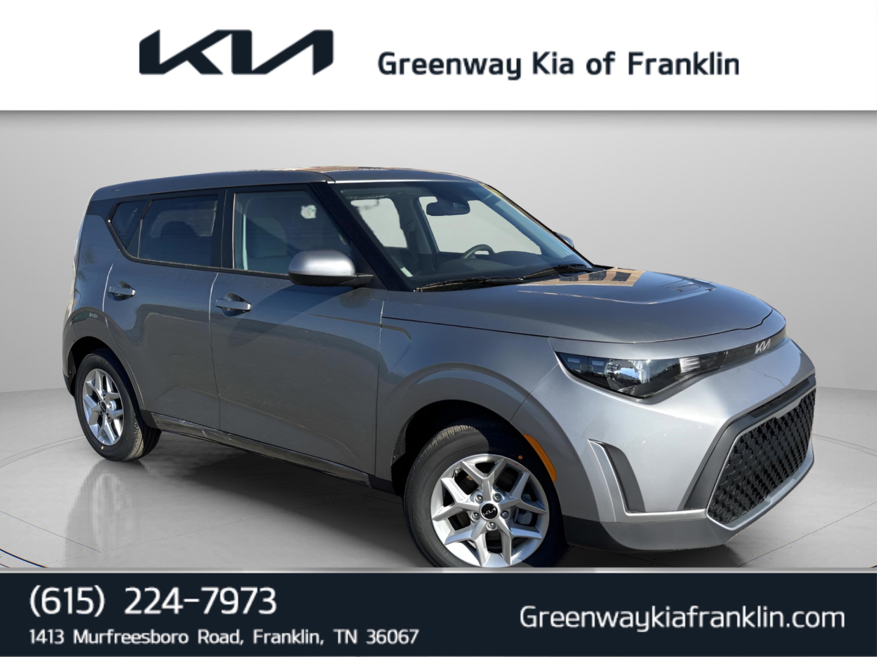 2025 Kia Soul LX's photo