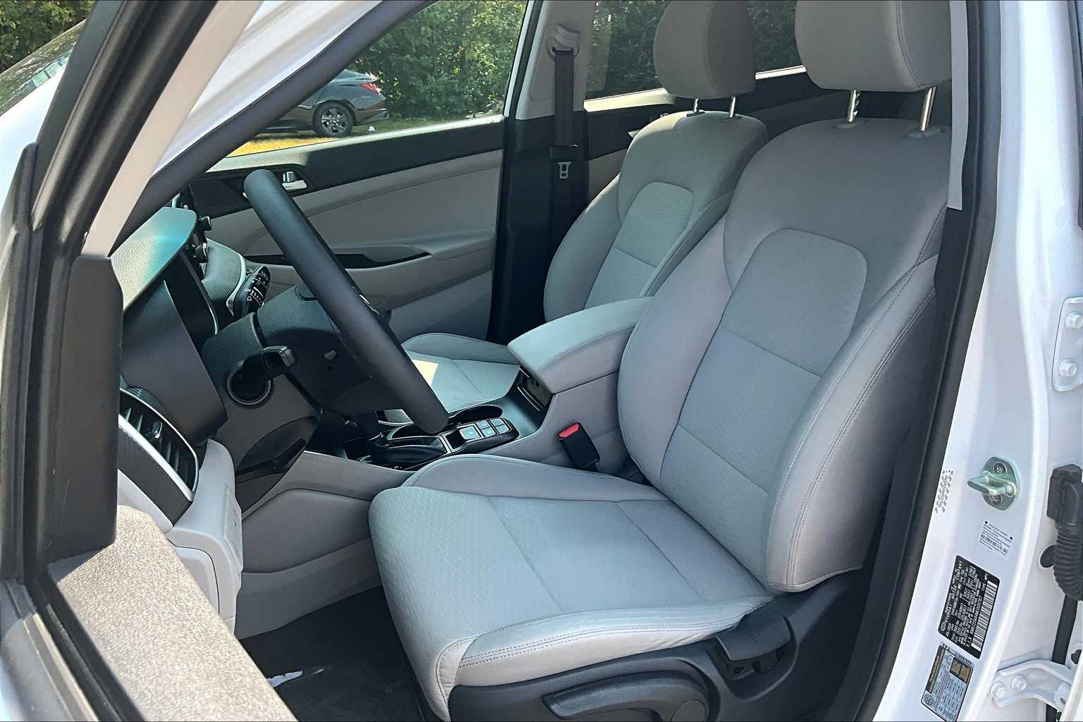 2021 Hyundai Tucson SE photo 13