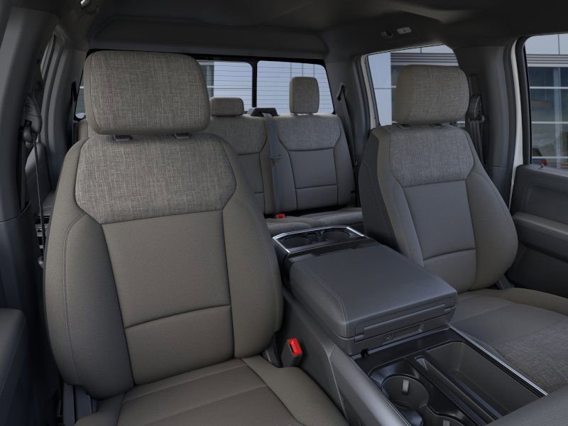 2025 Ford F-150 XLT photo 10