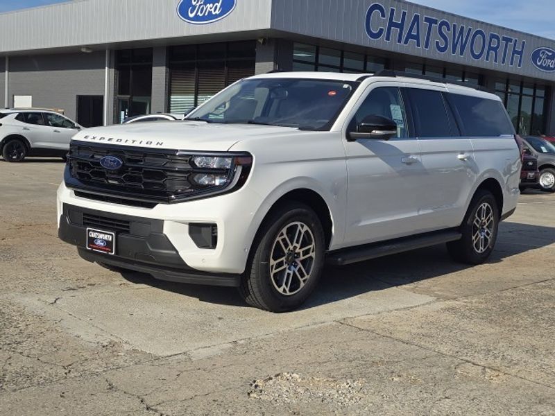 2025 Ford Expedition MAX photo 6