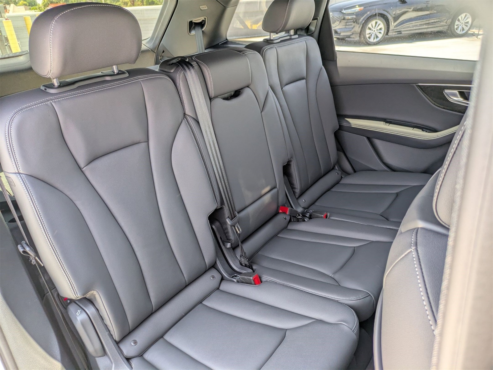 2025 Audi Q7 55 Premium Plus photo 11