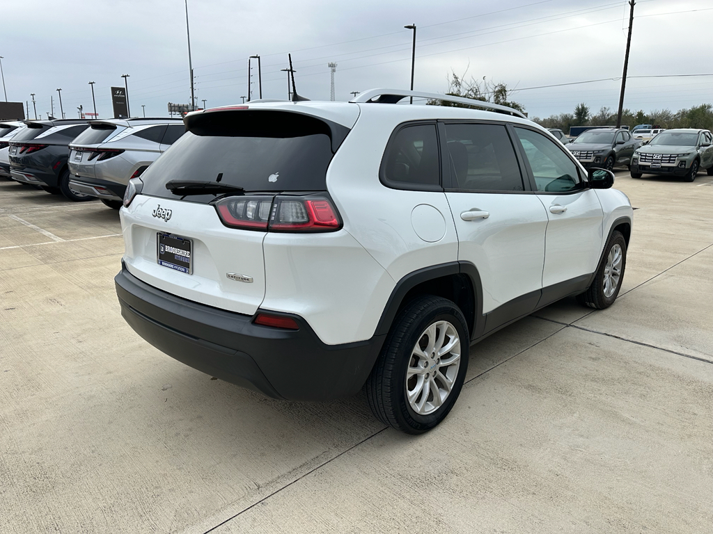 2021 Jeep Cherokee Latitude photo 4