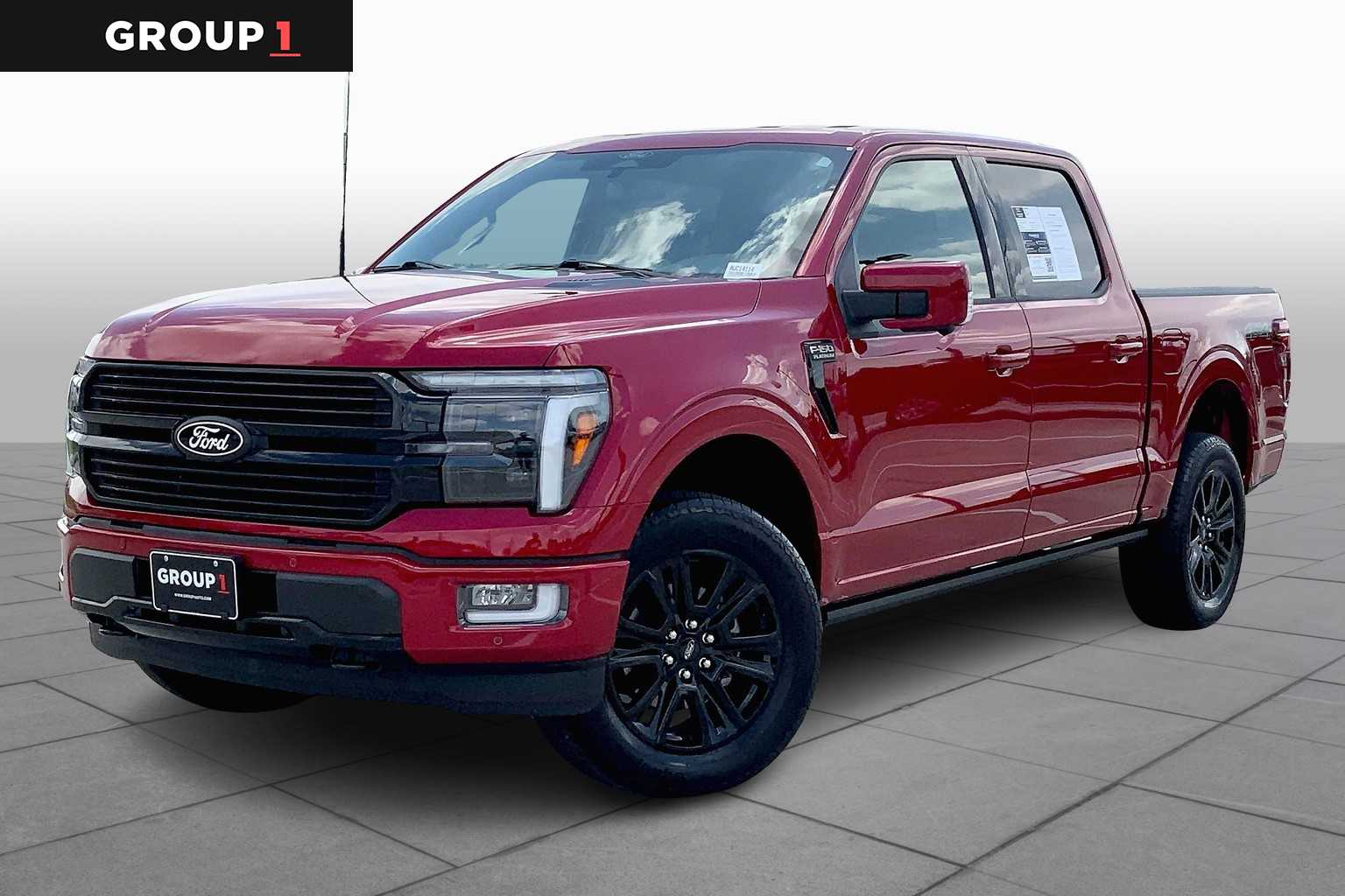 2025 Ford F-150 Platinum's photo