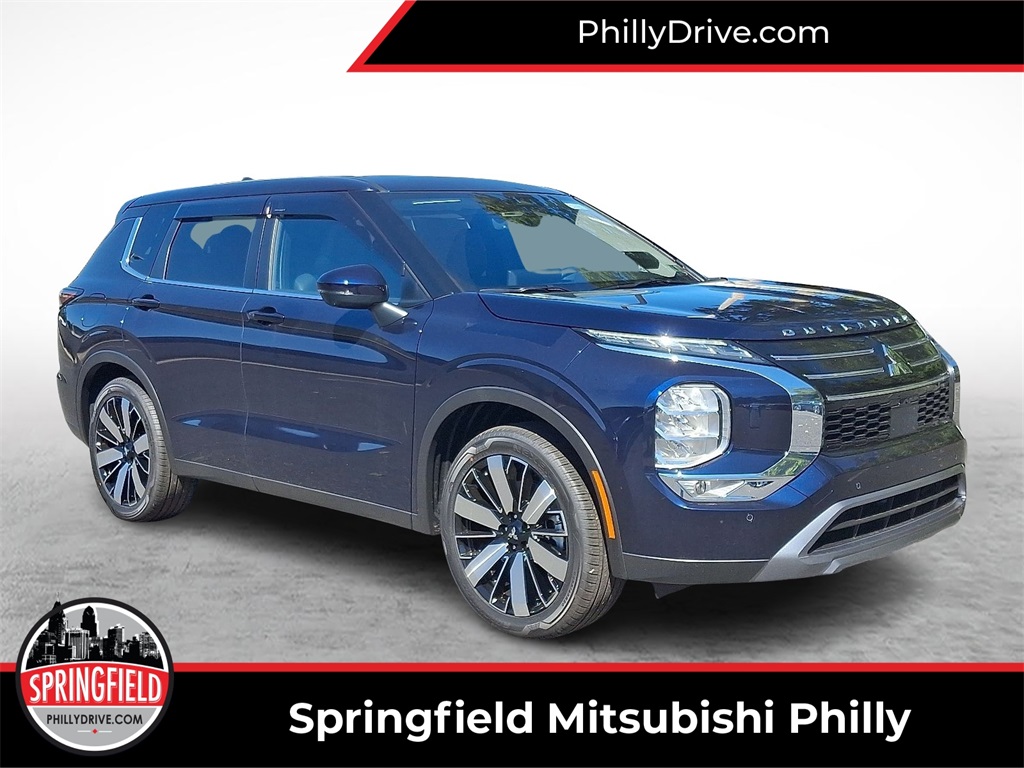 2025 Mitsubishi Outlander SE's photo