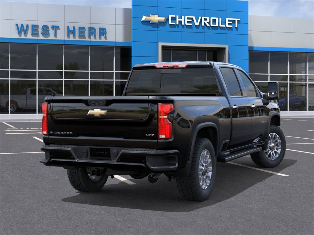 2025 Chevrolet Silverado 2500HD LTZ photo 4