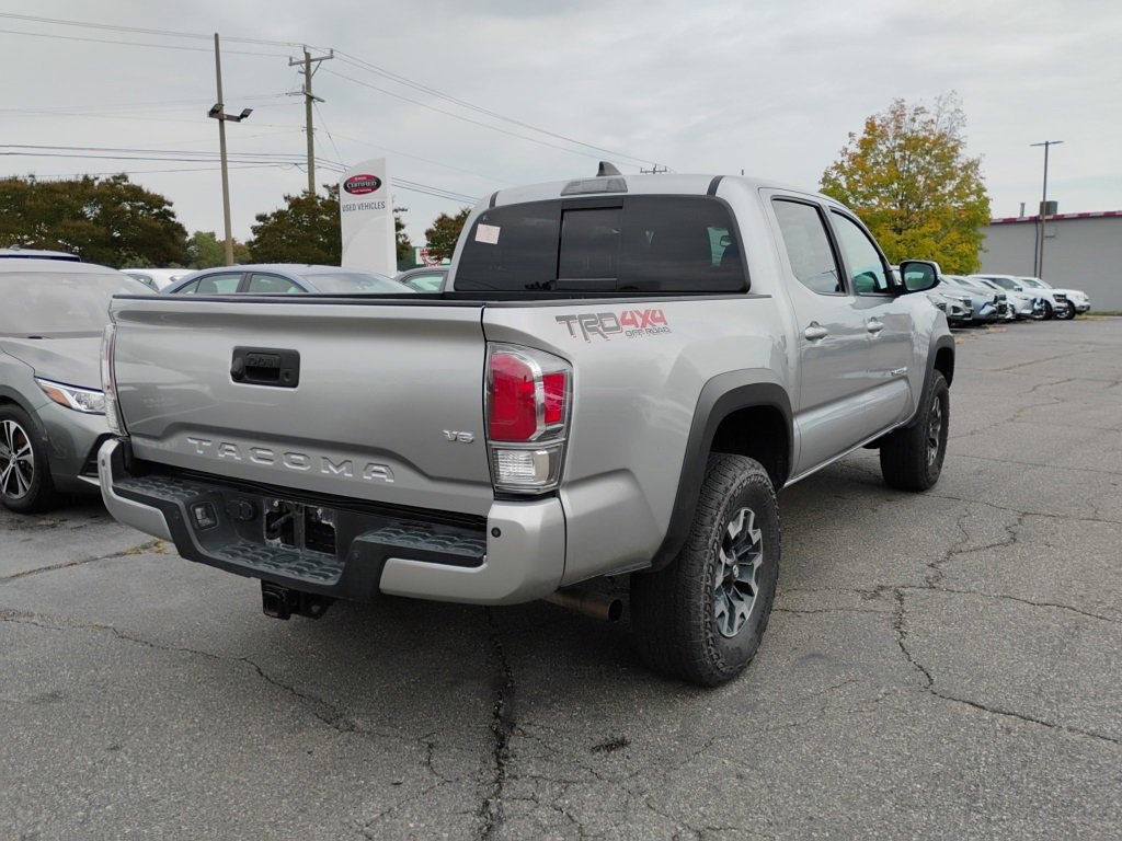 2023 Toyota Tacoma TRD Off-Road 4x4 photo 3