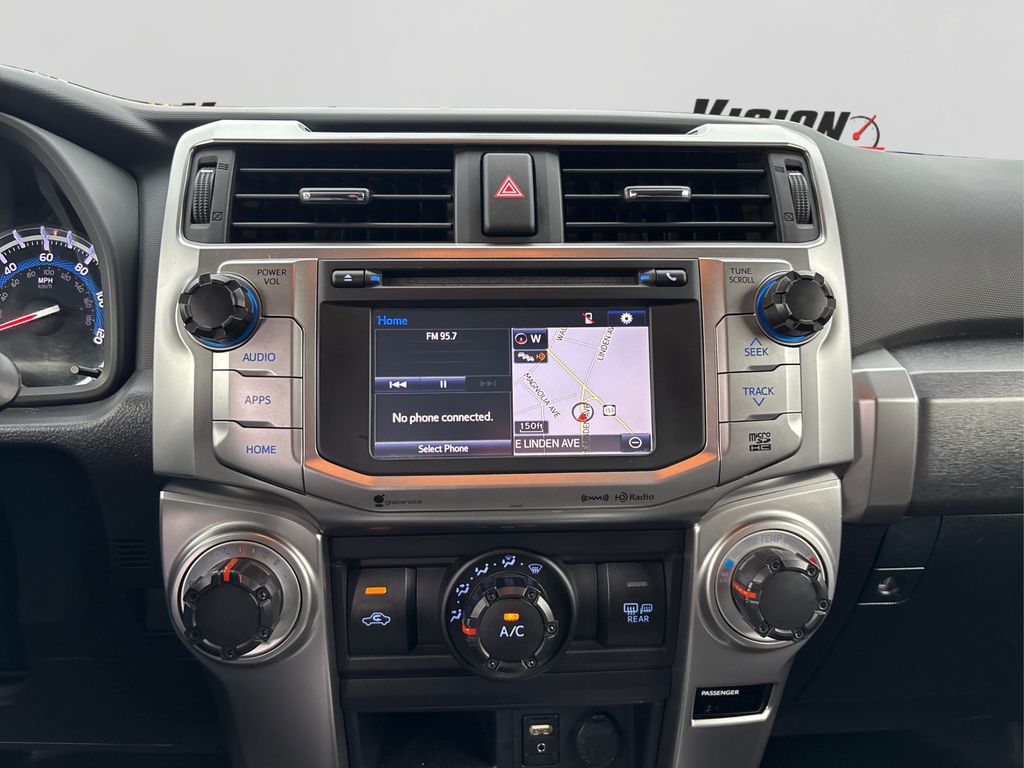 2016 Toyota 4Runner SR5 Premium photo 18