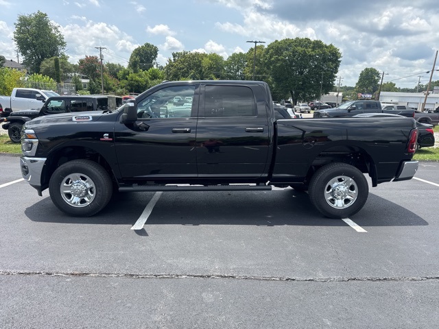 2025 Ram 2500 Tradesman photo 3
