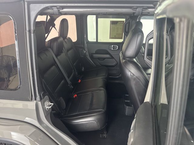 2020 Jeep Wrangler Unlimited Sahara photo 10