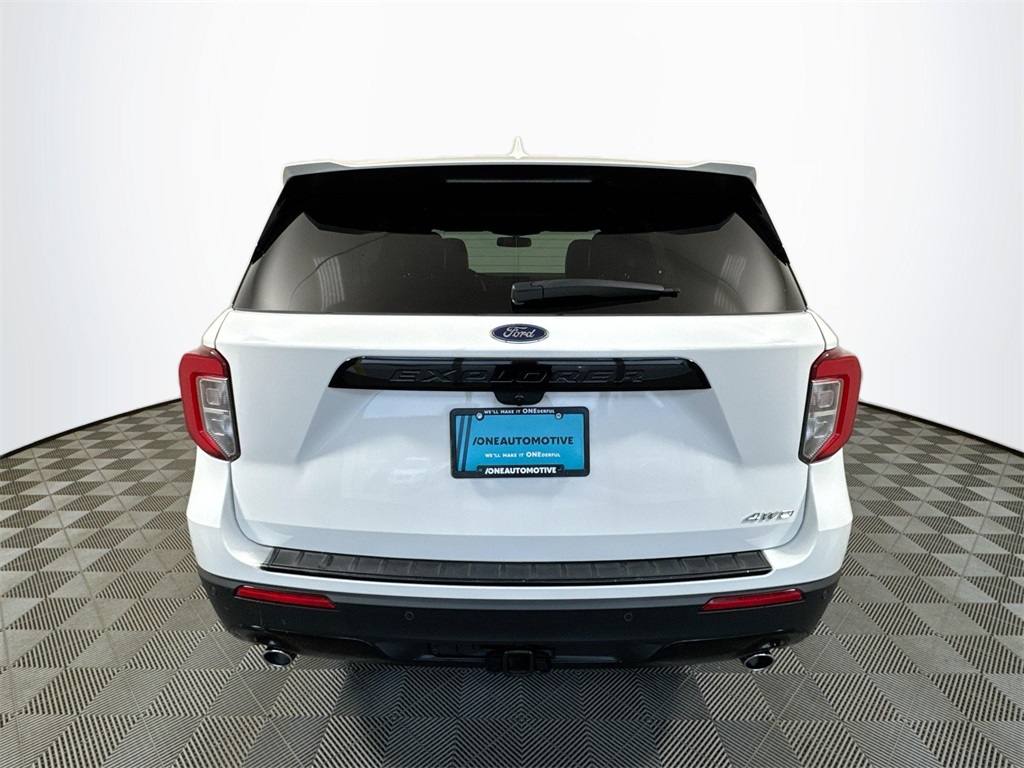 2022 Ford Explorer ST-Line photo 12