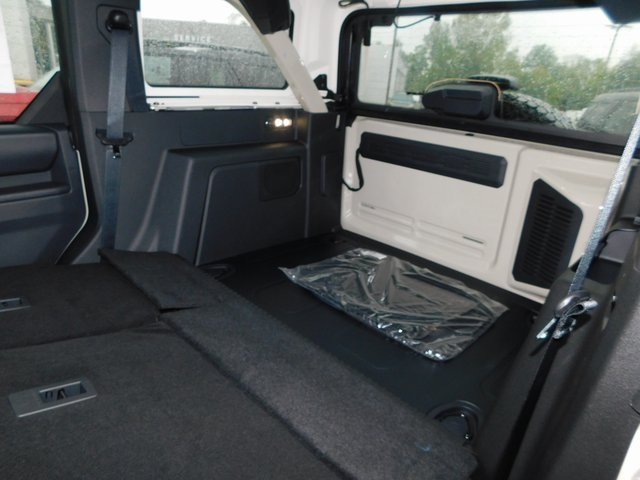 2025 Ford Bronco Badlands photo 23