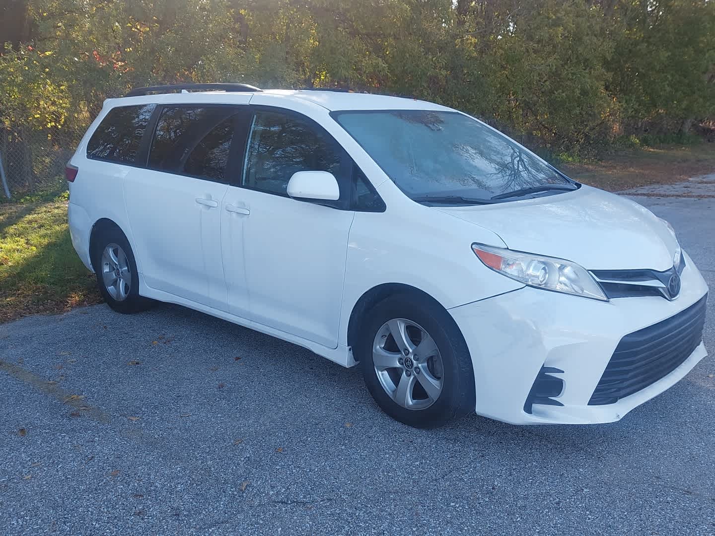 2020 Toyota Sienna LE