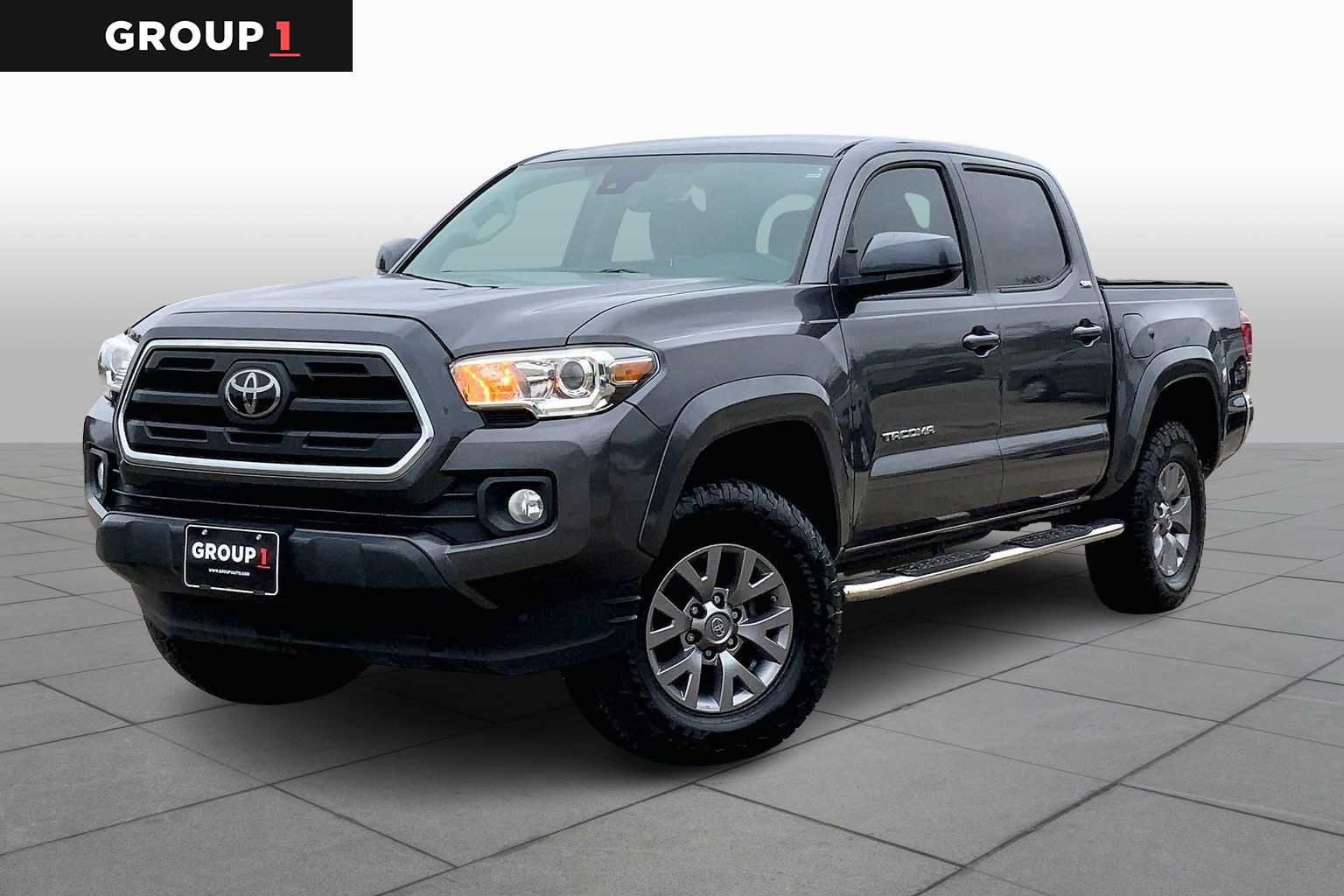 2019 Toyota Tacoma SR5's photo