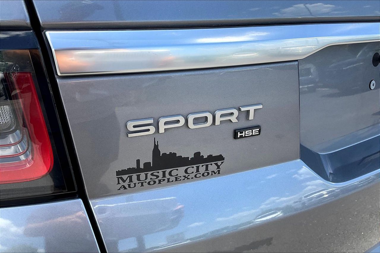 2020 Land Rover Range Rover Sport HSE photo 16