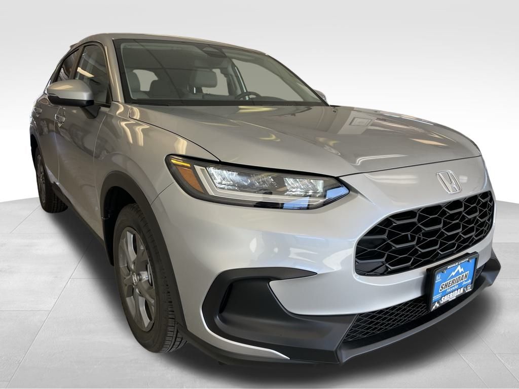 2026 Honda HR-V LX photo 4