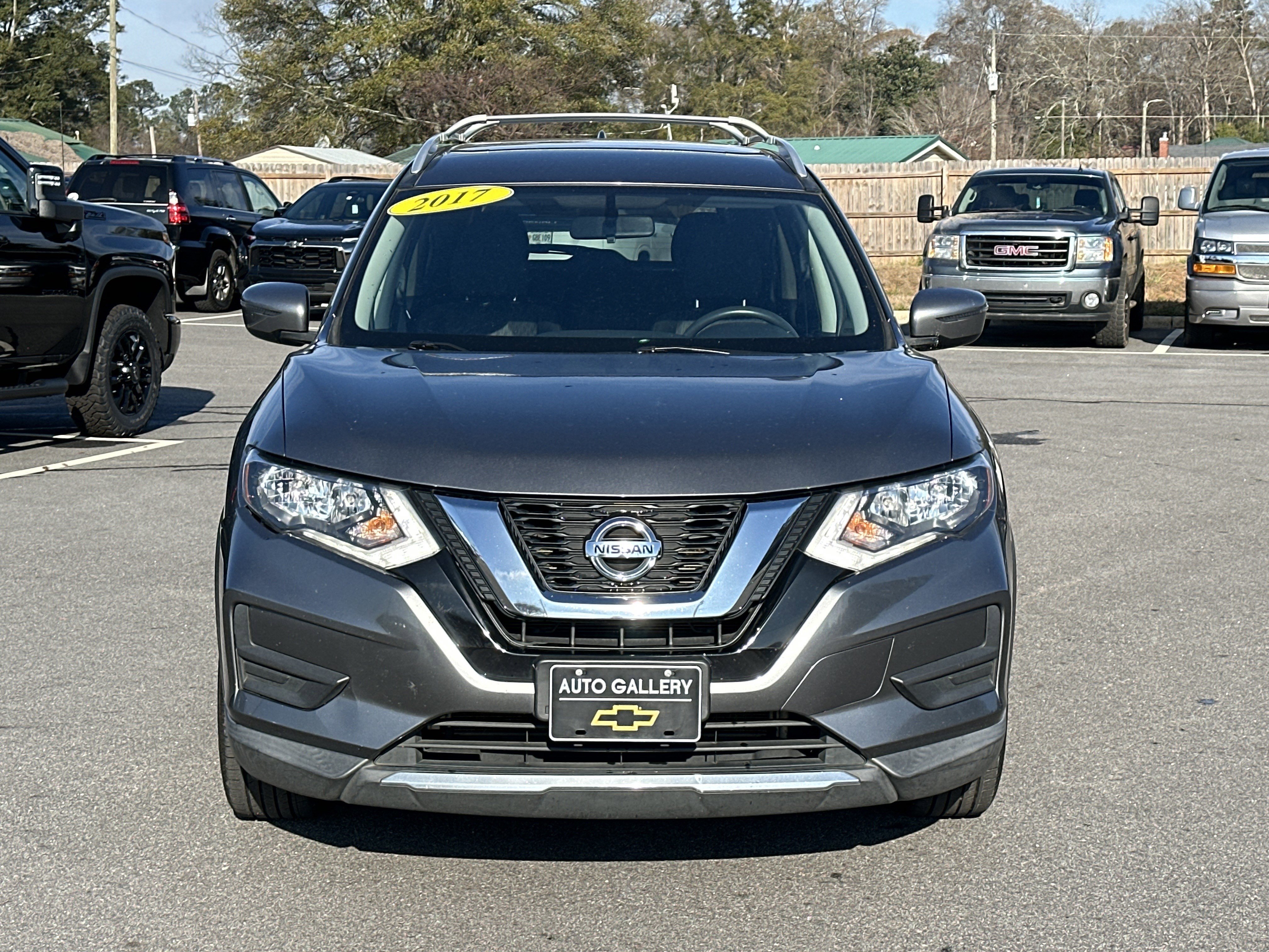 Used 2017 Nissan Rogue SV with VIN KNMAT2MT0HP528961 for sale in LaGrange, GA