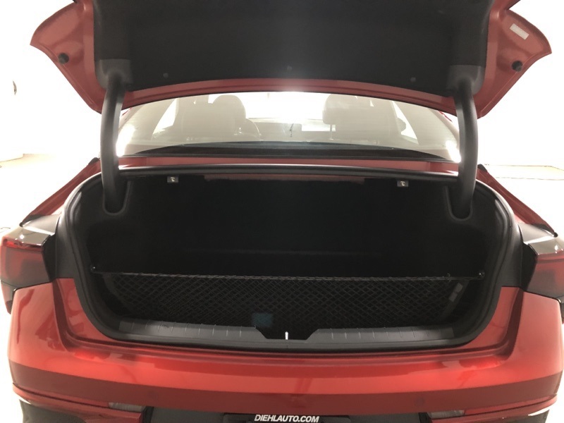 2025 Kia K5 GT-Line photo 8