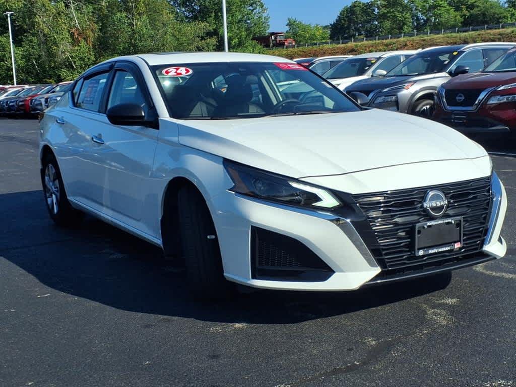 2024 Nissan Altima 2.5 S photo 3