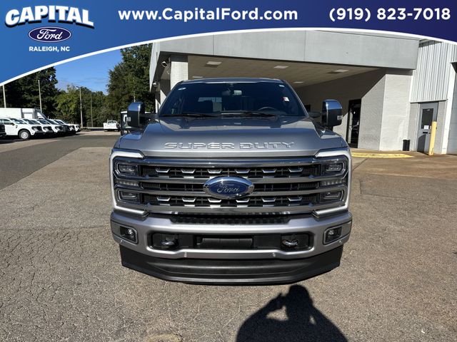 2023 Ford F-250 photo 3