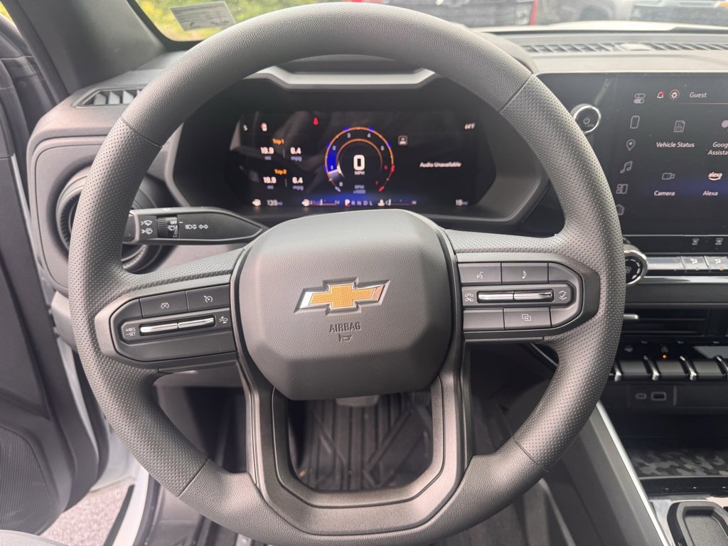 2025 Chevrolet Colorado LT photo 3