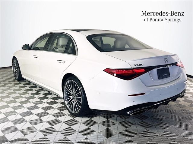 2023 Mercedes Benz S 580 4MATIC photo 3
