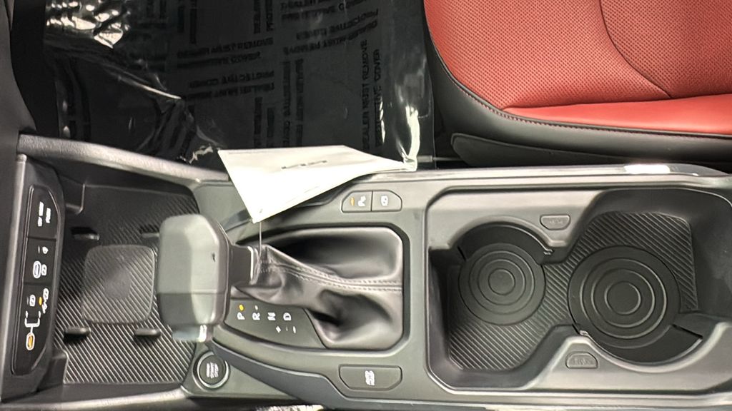 2025 Kia K4 GT-Line Turbo photo 25