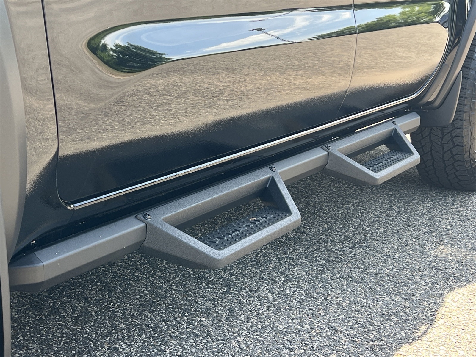 2025 Nissan Frontier PRO-4X photo 38