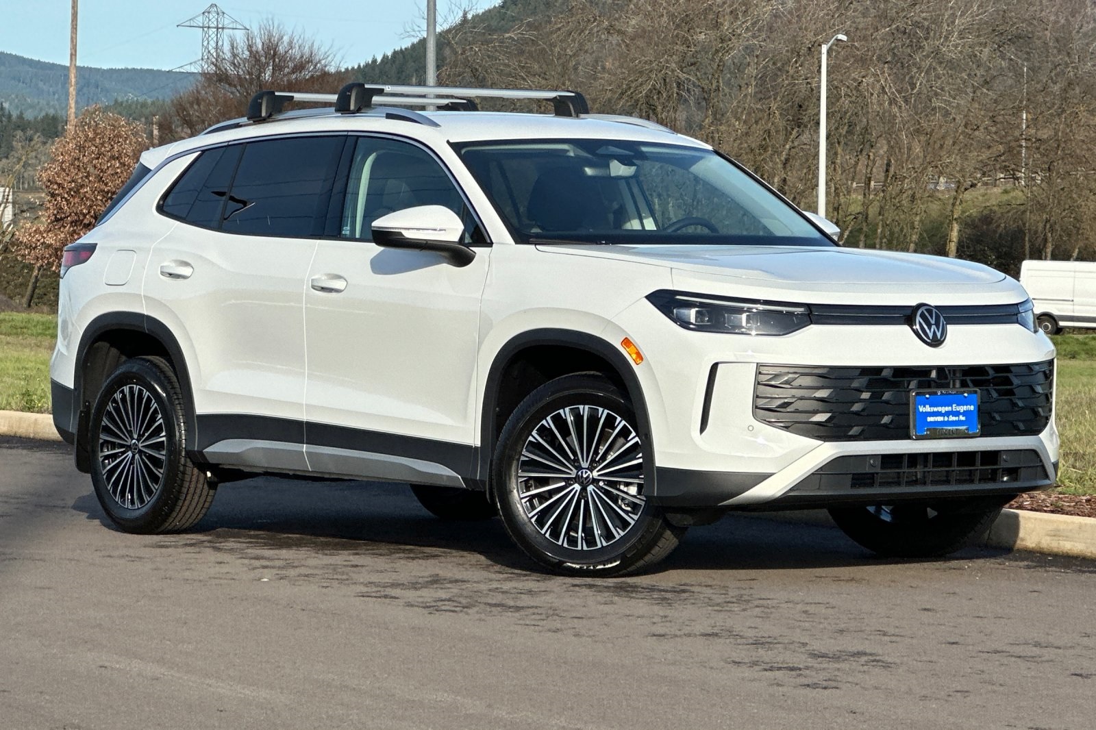 2026 Volkswagen Tiguan S's photo