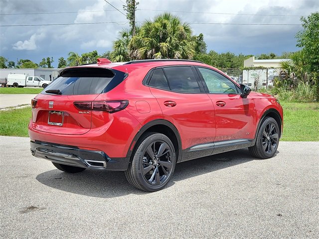 2025 Buick Envision Sport Touring photo 4