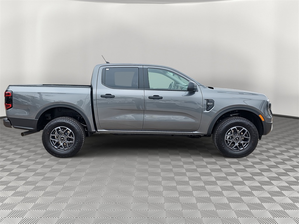 2025 Ford Ranger XLT photo 2